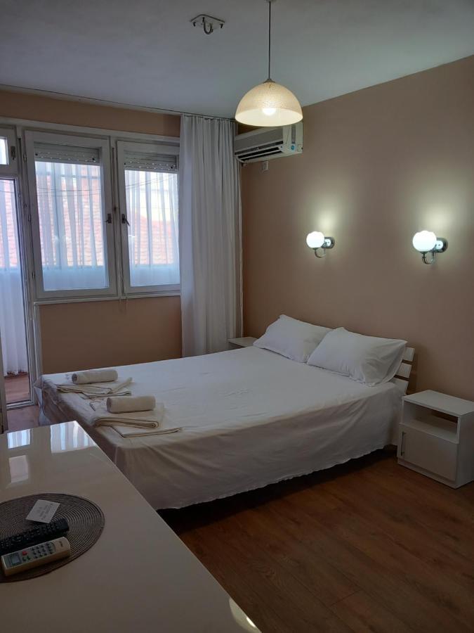 Sea Central Apartment Burgas Zewnętrze zdjęcie